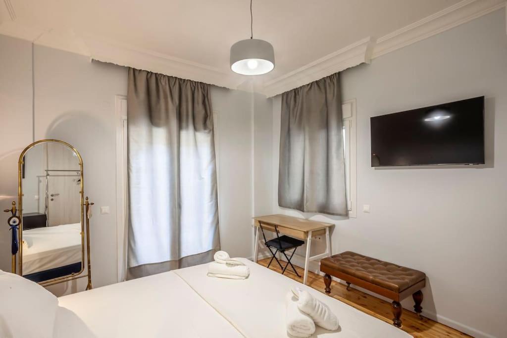 Karolou Ntil- Ground Floor Suite Thessaloníki Ngoại thất bức ảnh
