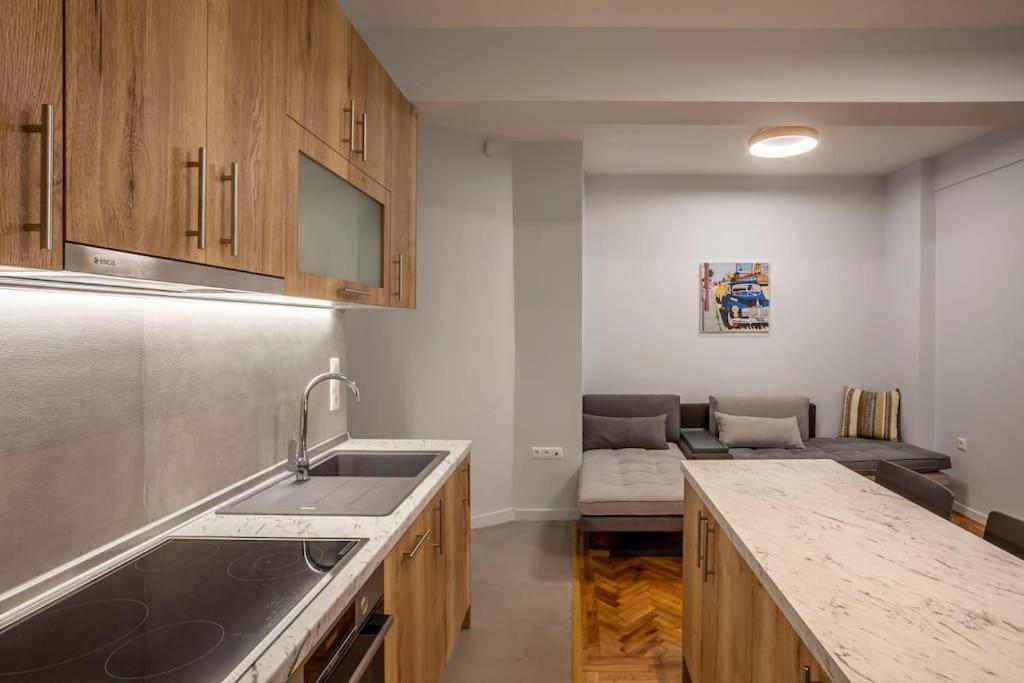 Karolou Ntil- Ground Floor Suite Thessaloníki Ngoại thất bức ảnh