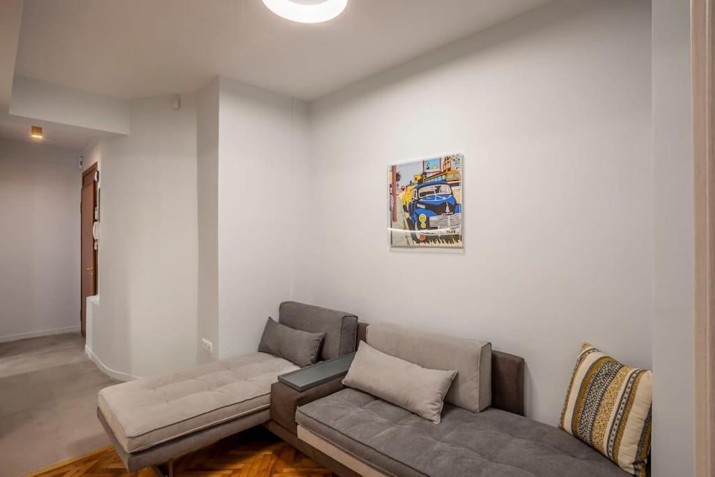Karolou Ntil- Ground Floor Suite Thessaloníki Ngoại thất bức ảnh